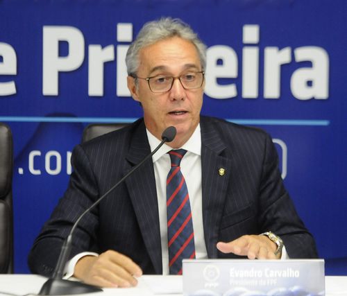 Evandro Carvalho está na presidência desde 2011