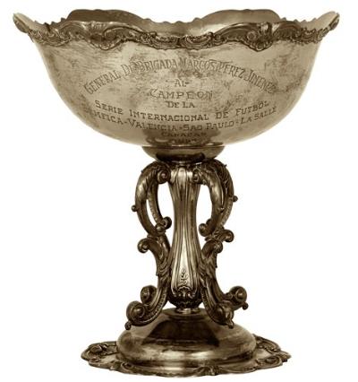 Trofeu conquistado pelo S�o Paulo FC